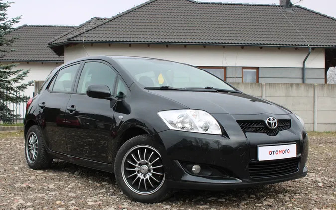 rypin Toyota Auris cena 18900 przebieg: 186000, rok produkcji 2008 z Rypin